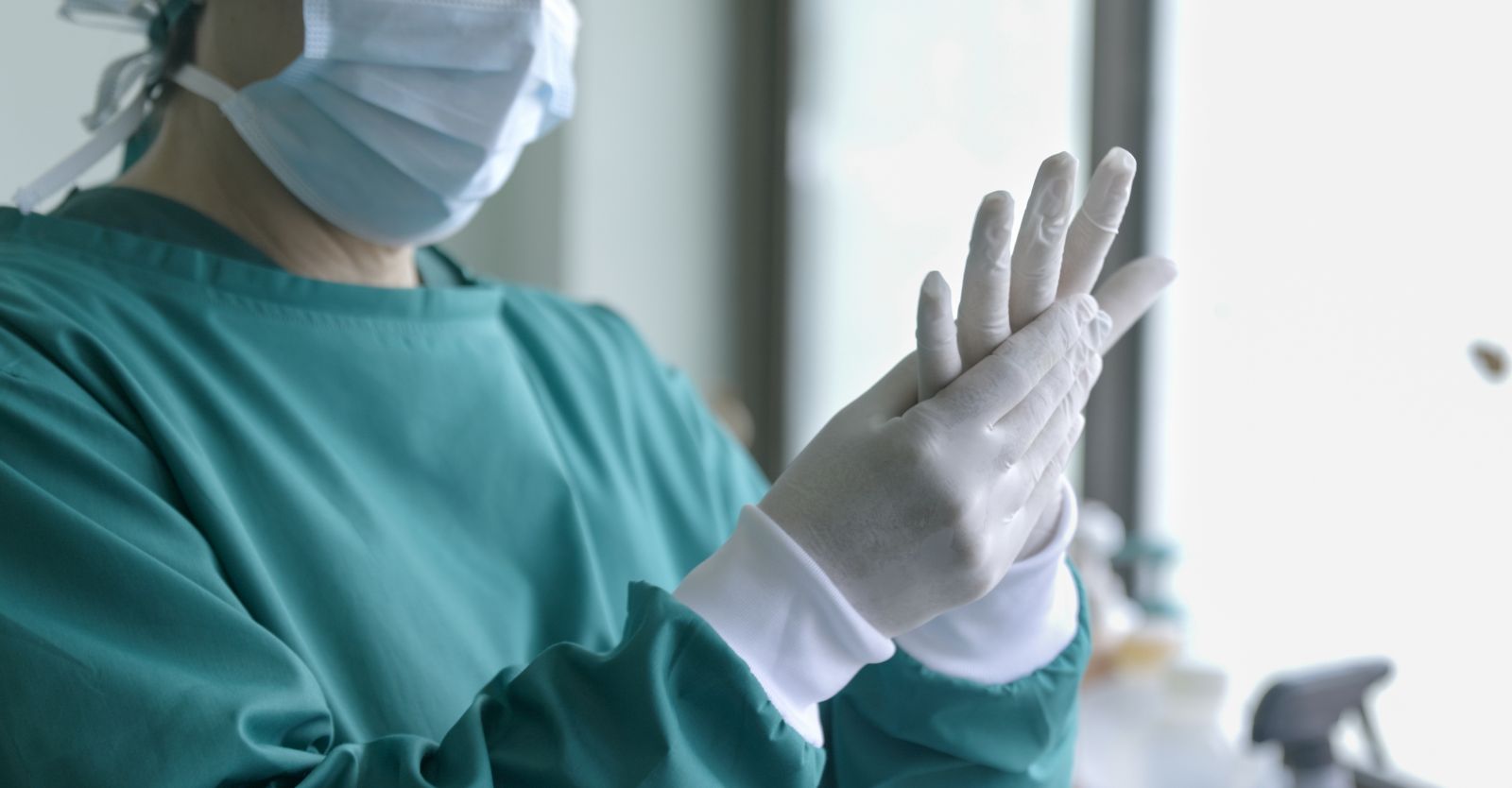 Long Surgical Gloves