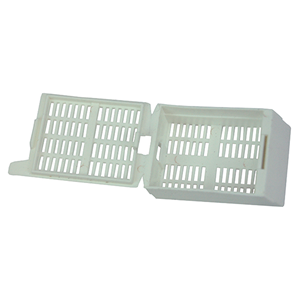 Aptaca Mega Embedding Cassettes with Removable Lid and Writing Surface, 27.5 x 40 x 13mm, Rectangular Grid, In Acetal Resin, White 100/Pk Pack