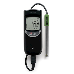 Hanna Portable PH/Temperature Meter, Waterproof, Each Each